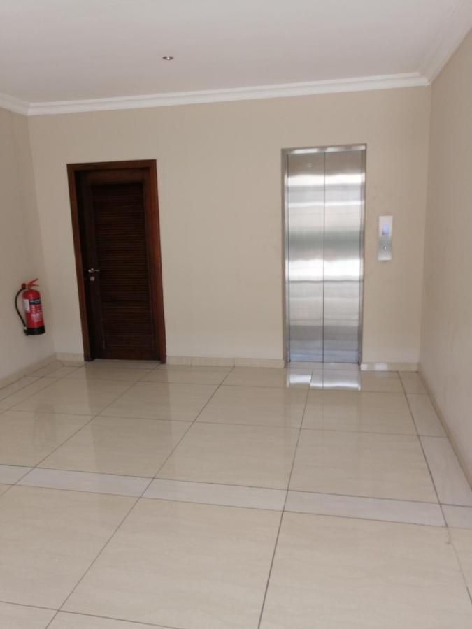 Tricia'S Place - One Family At A Time Apartamento Acra Exterior foto